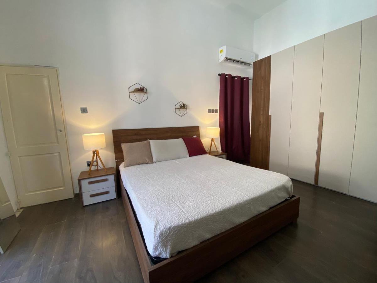 Blue Waters Town House Apartment Tarxien Exterior photo